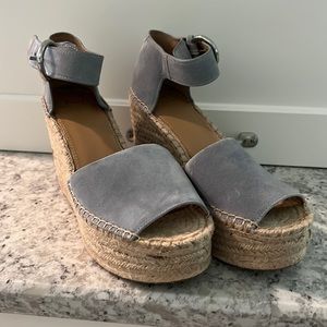 Brand new Marc Fisher light blue suede wedges
